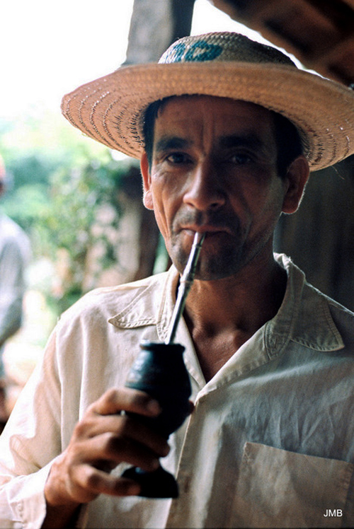 AÑO 1984 - COLOR - VIDA CAMPESINA EN PARAGUAY (JOSÉ MARÍA BLANCH)